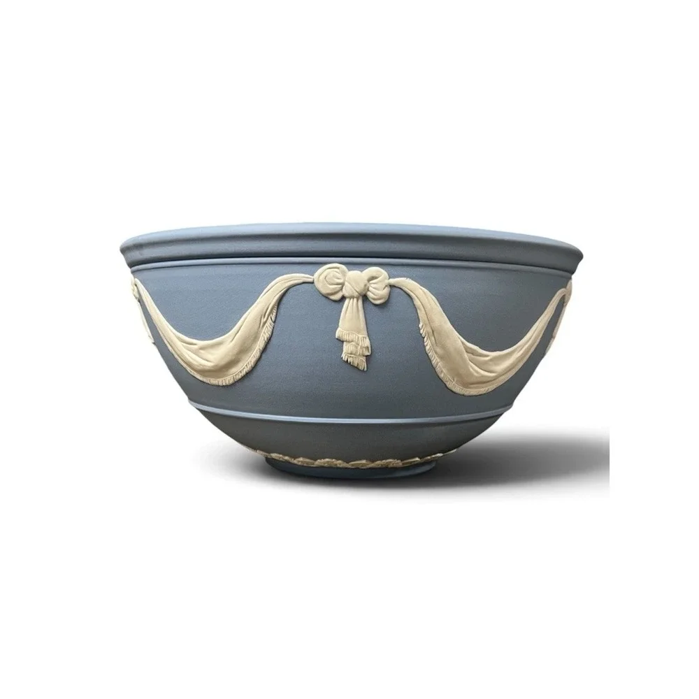 Wedgwood Jasperware Bow Festivity Bowl Swag Blue 7.5